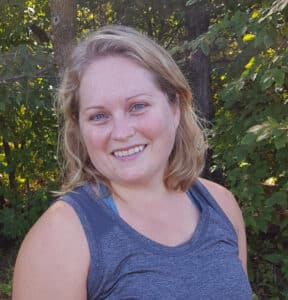 Teri Hanslits headshot